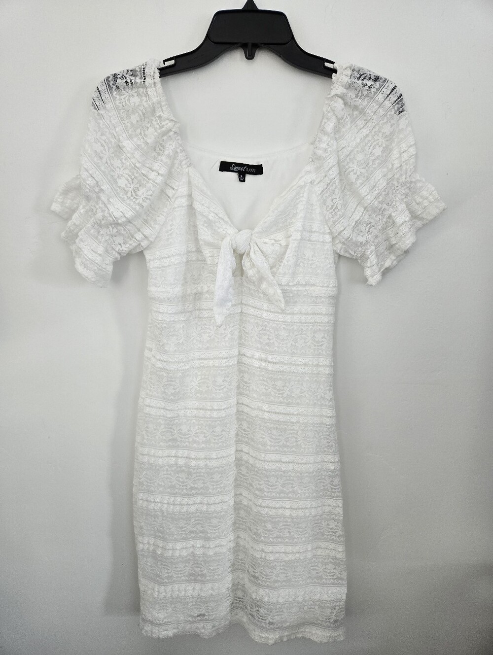 Sweet Rain Puff Sleeves White Lace Mini Dress. Size small.